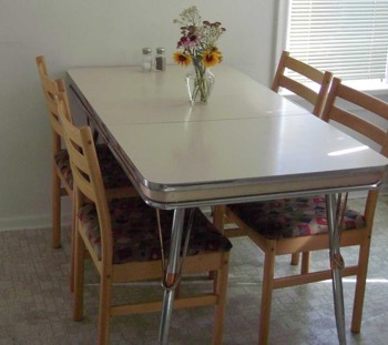 Art's Furnished Rental House Calgary Alberta